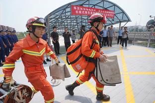 森保一谈三笘薰等旅欧球员伤病：要通过各种比赛尝试，并厚实阵容